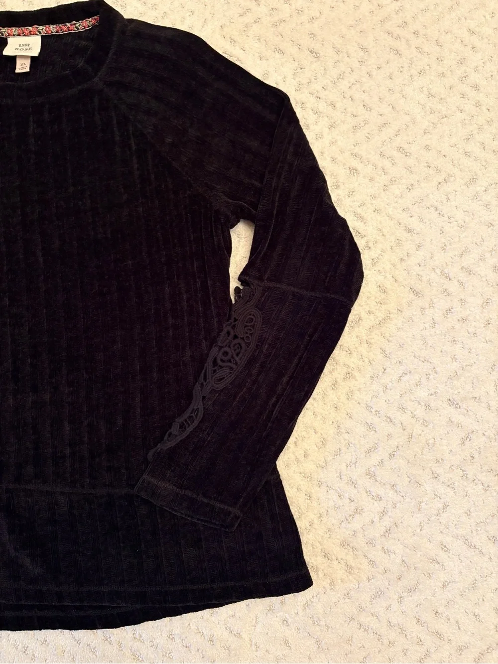 Knox Rose Black Chenille Sweater With Crochet Cut Out Sleeve Size XL Dark Boho